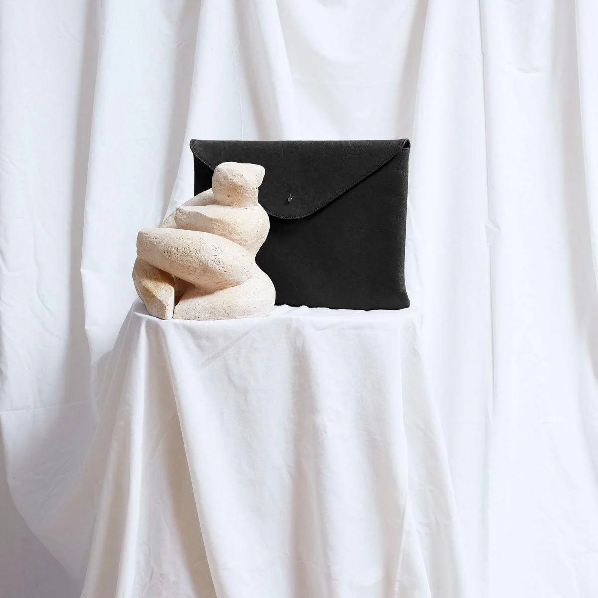 JOSEFINA COMPUTER POUCH BUBBLE OFF-WHITE - Image 4