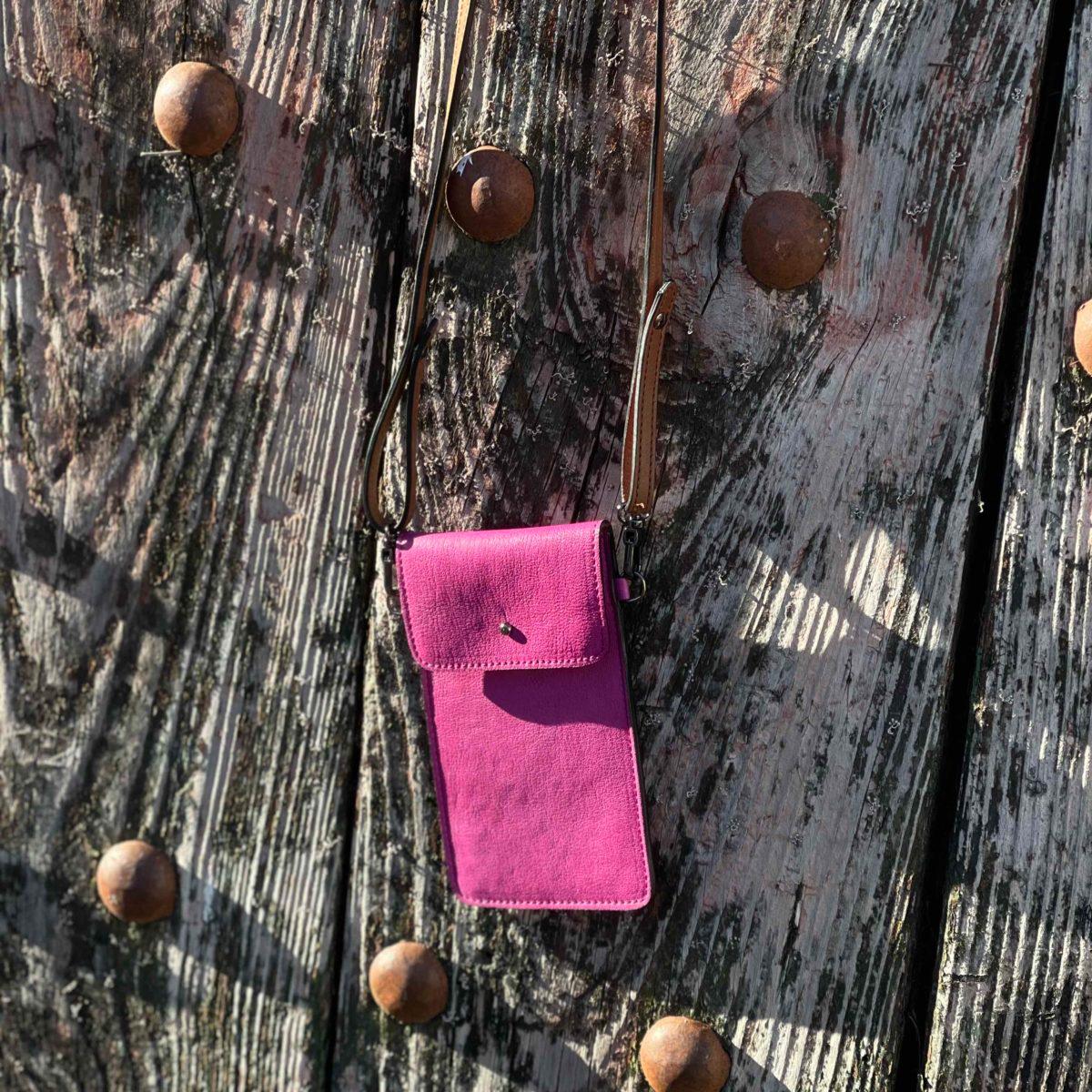 JOSEFINA PHONE CASE BOHEMIAN FUCHSIA - Image 3